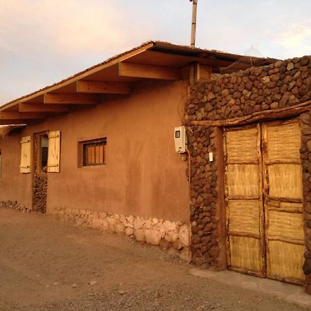 Hostal Lackuntur San Pedro de Atacama Buitenkant foto